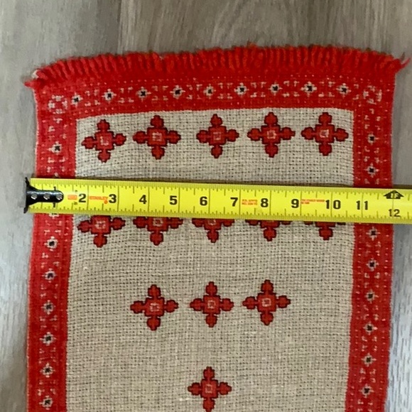 Traditional Ukrainian “veshechya” hand embroidered table linen made in Ukraine. - Picture 5 of 7